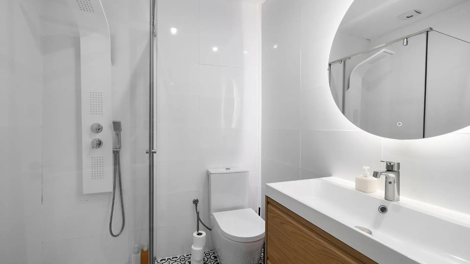 Whome | Sao Vicente Deluxe Apartment Lisboa